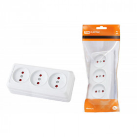 Розетка 3-х местная горизонтальная 2П открытой установки IP20 10A с з ш белая "Ладога" TDM