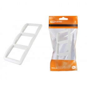 Рамка 3-ая вертикальная белая "Валдай" TDM