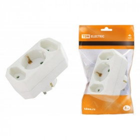 Блок на 3 гнезда- 1x2П+3 16 А + 2х2П 2.5 А под плоскую вилку 250 B белый TDM